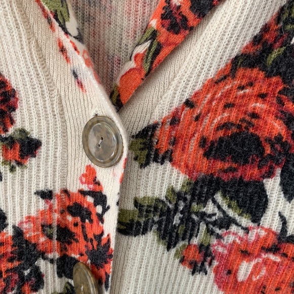 Anthropologie Miss Rosie Sweater Sleeping on Snow Rose Floral Cardigan Small - Picture 9 of 13